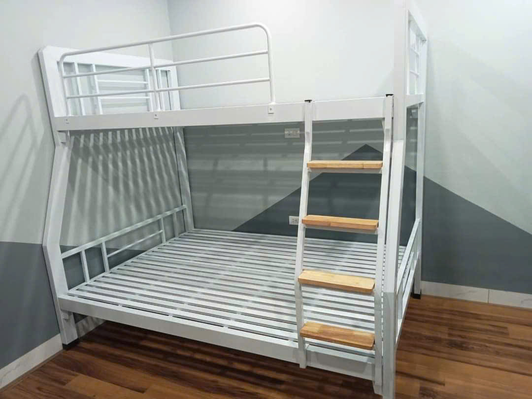 Giường sắt lệch tầng khung sắt hộp vuông rộng 1m4/1m6 hộp khung 40