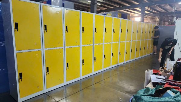 tủ đồ hai cánh đứng để vật tư