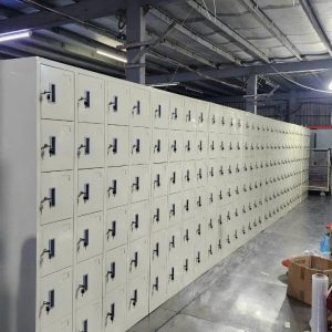tủ để đồ cá nhân , tủ loker, tủ đồ cá bể bơi ,tủ đồ công nhân cty 40 ngăn