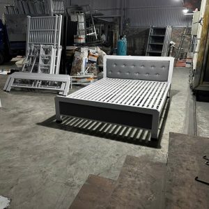 giường đơn 1m8*2m hộp sắt 48